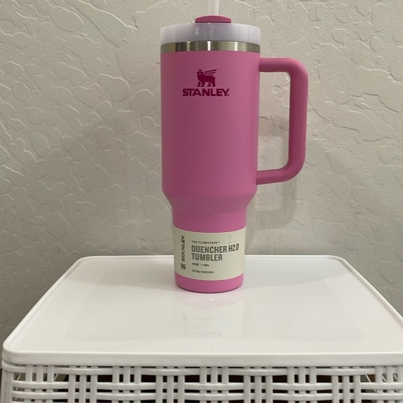 Stanley Petal Quencher H2.0 Tumbler, NWT - Picture 4 of 8